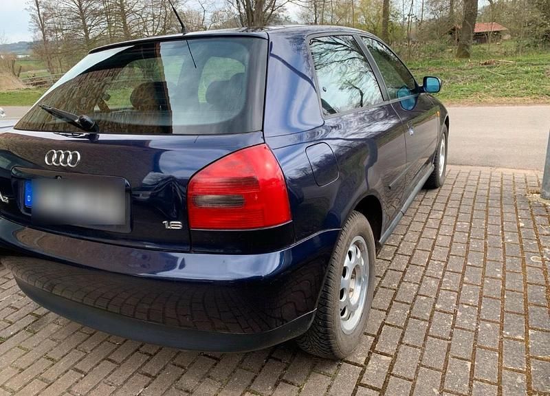 Blau Gebraucht 1997 Audi A3 Limousine | 2.450 € (Teuer) - Bild 1/4