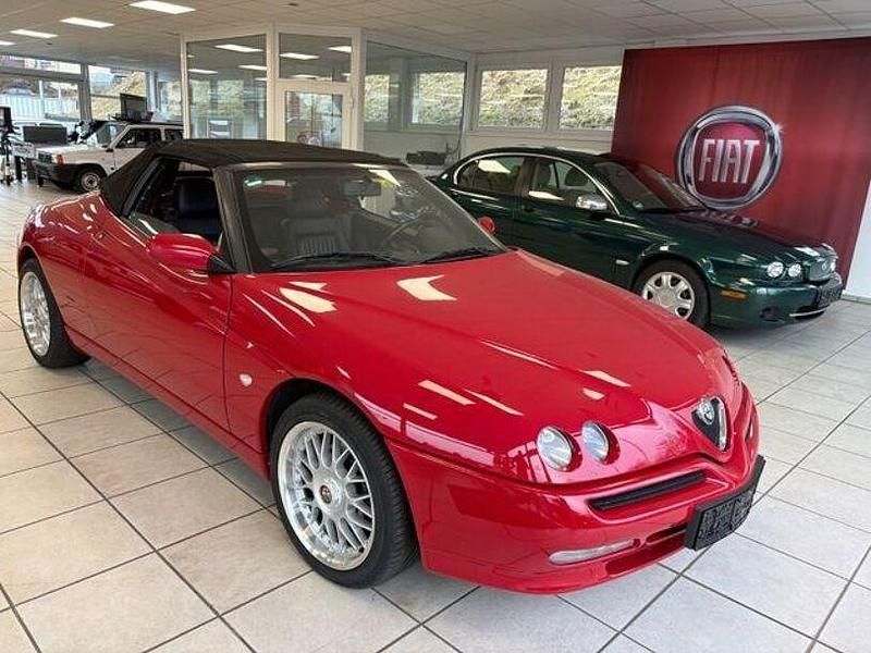 Gebraucht Alfa Romeo Spider 155 PS (114 kW) 2001 Rot Cabrio