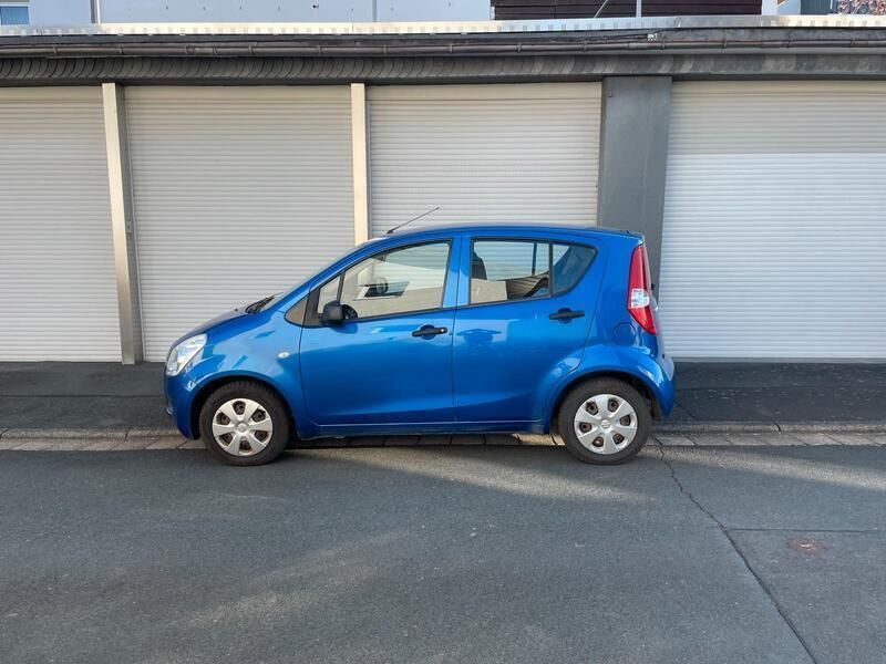 Blau Gebraucht 2010 Suzuki Splash Kleinwagen | 2.500 € (Guter Preis) - Bild 1/3
