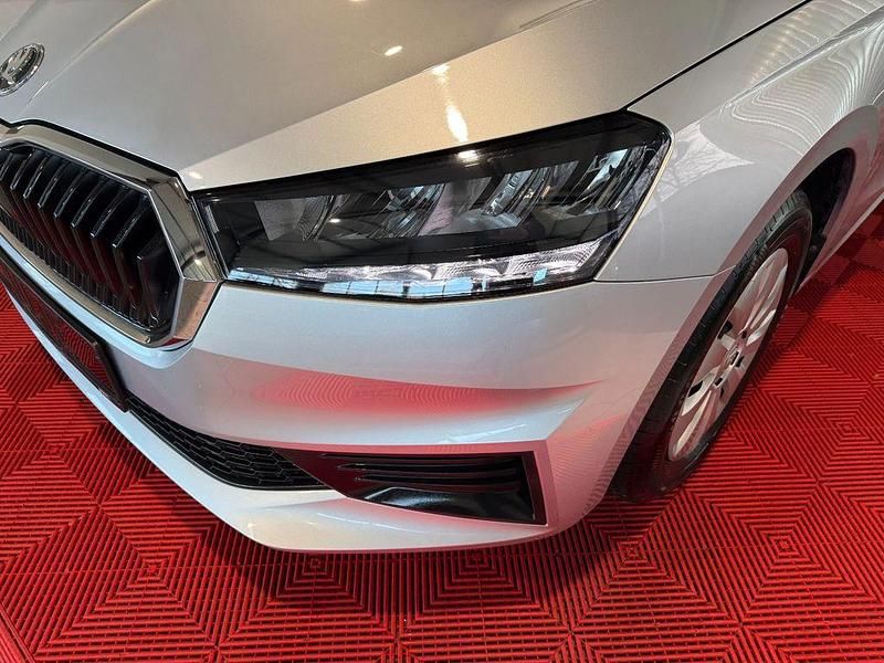 Gebraucht Skoda Fabia 80 PS (58 kW) 2023 Silber Kleinwagen