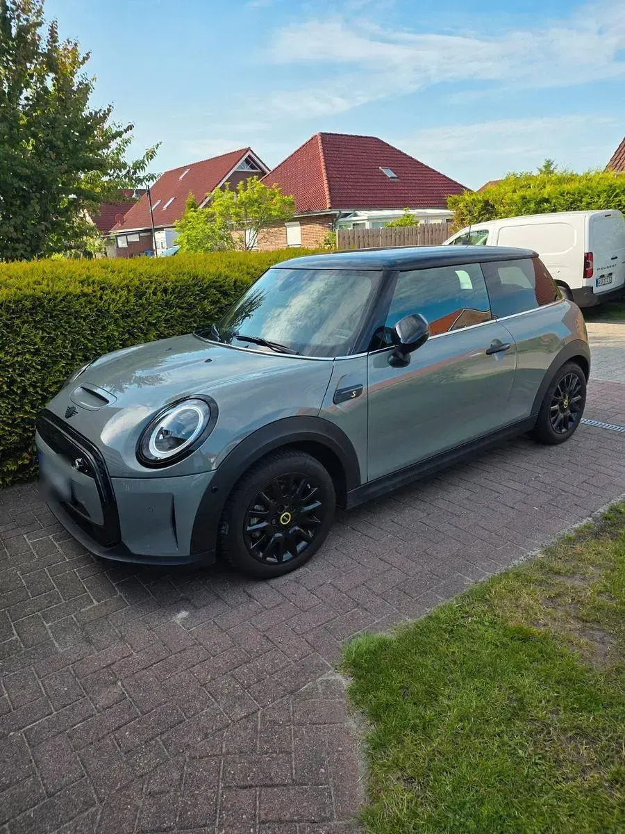 Gebraucht Mini Cooper SE Classic 135 kW (184 PS) 2022 Grau Kleinwagen