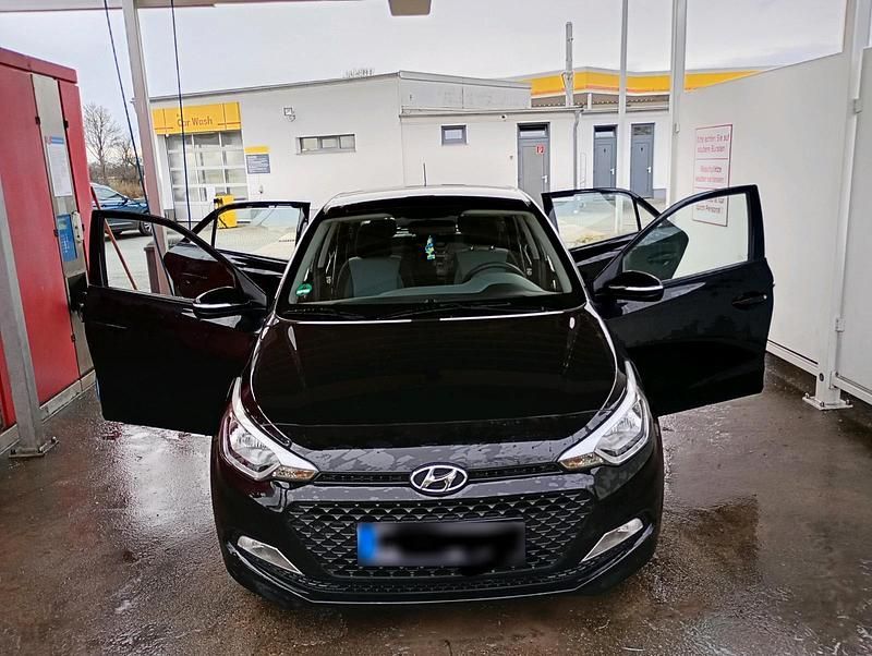 Gebraucht Hyundai i20 75 PS (55 kW) 2016 Kombi