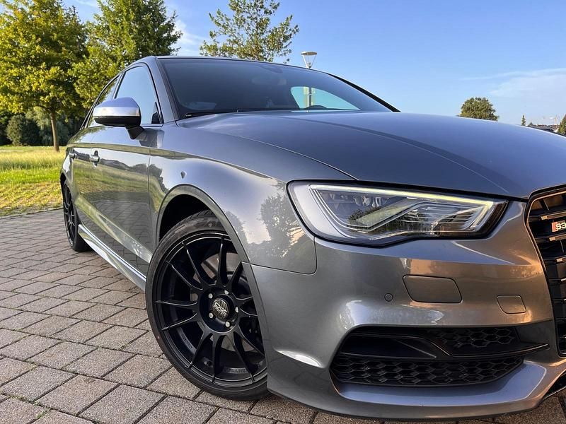 Gebraucht Audi S3 Exclusive 300 PS (220 kW) 2014 Grau Limousine