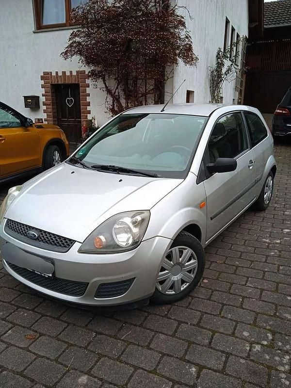 Gebraucht 2006 Ford Fiesta Trend Limousine | 1.495 € (Fairer Preis) - Bild 1/4