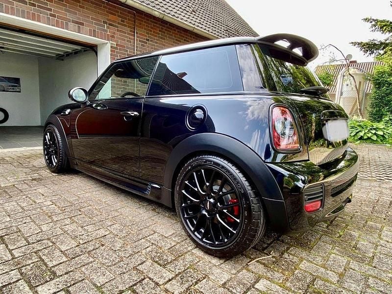 Gebraucht Mini John Cooper Works 265 PS (194 kW) 2012 Schwarz Kleinwagen