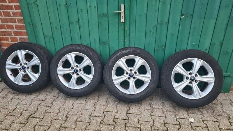 Używany Ford Kuga Trend 150 KM (110 kW) 2015 SUV