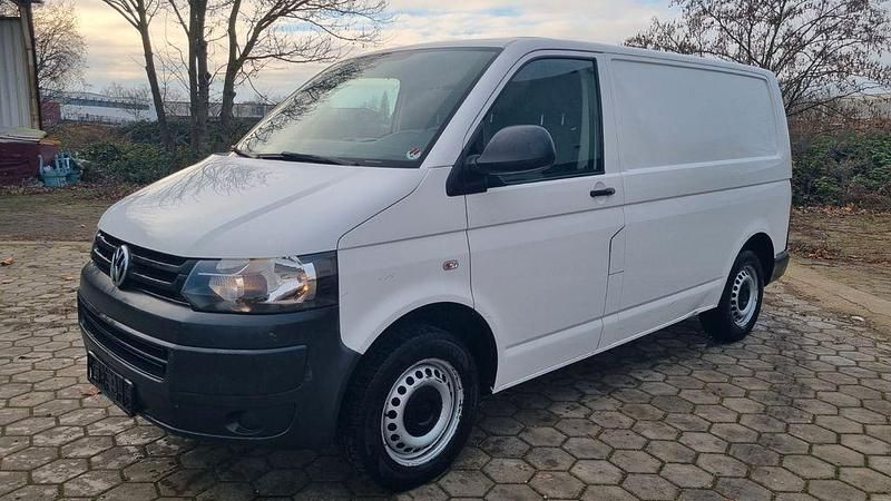 Weiß Gebraucht 2014 VW Transporter Van | 6.990 € - Bild 1/4