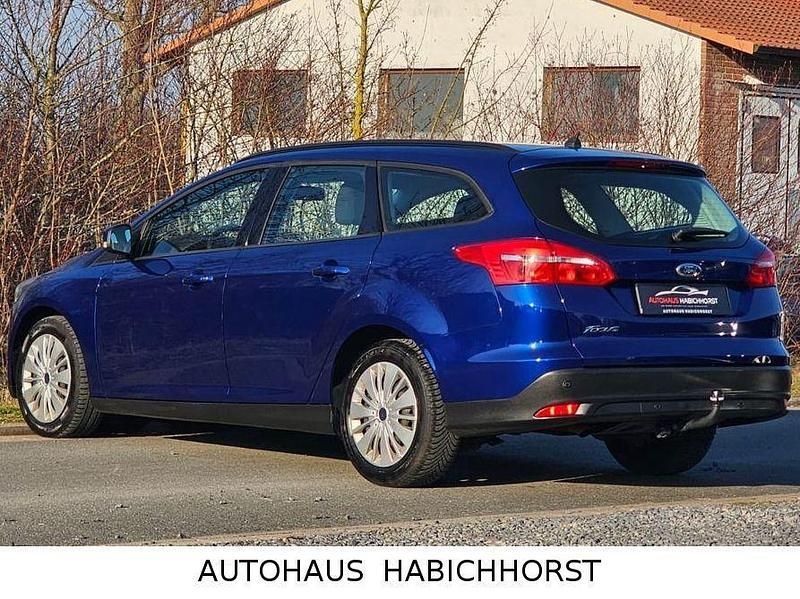 Gebraucht Ford Focus Business Edition 120 PS (88 kW) 2018 Blau Kombi
