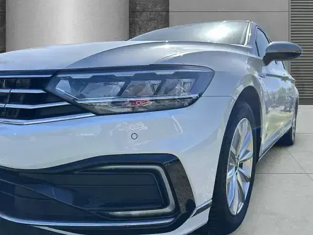 Gebraucht VW Passat GTE 218 PS (160 kW) 2020 Weiß Kombi