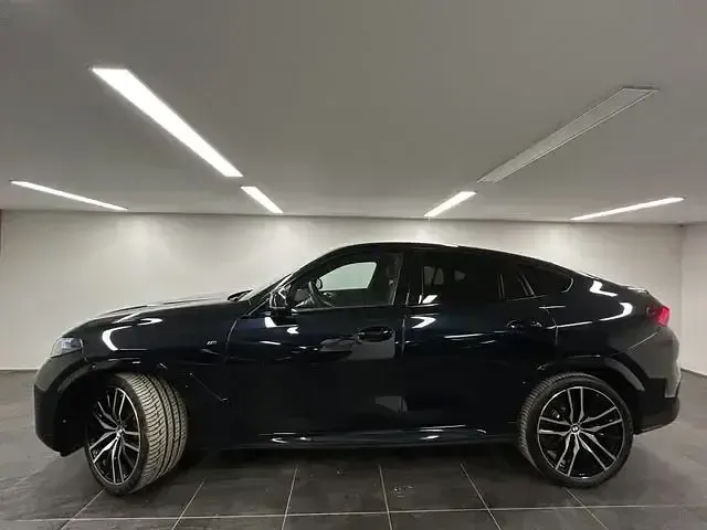 Gebraucht BMW X6 M Sport 352 PS (258 kW) 2025 M carbonschwarz SUV