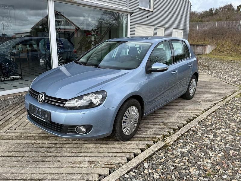 Gebraucht VW Golf VI Comfortline 122 PS (89 kW) 2009 Blau Kleinwagen