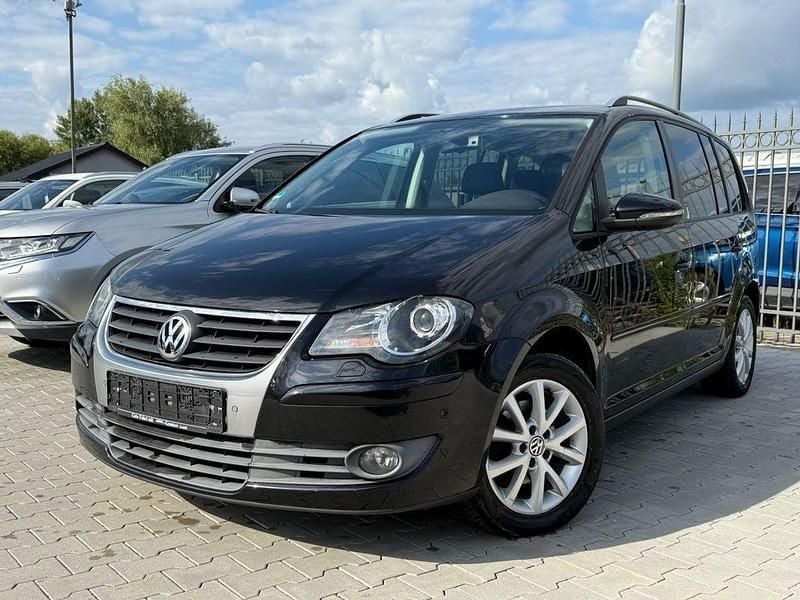 Schwarz Gebraucht 2010 VW Touran Freestyle Van / Kleinbus | 3.999 € (Superpreis) - Bild 1/4
