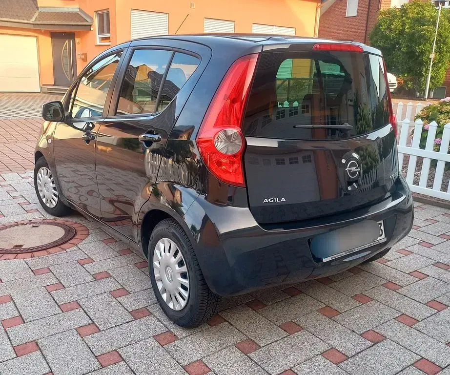 Gebraucht Opel Agila Edition 65 PS (47 kW) 2010 Schwarz Kleinwagen
