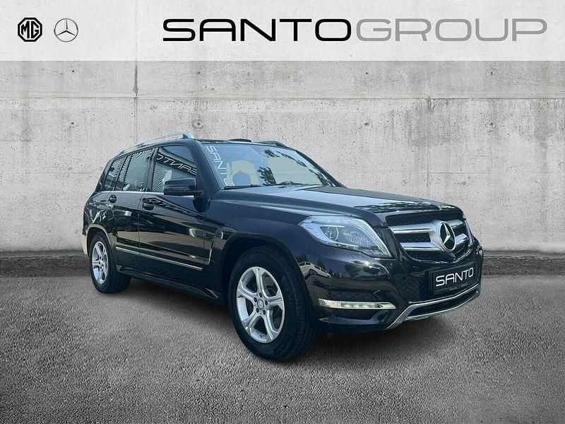 Black metallic Gebraucht 2014 Mercedes GLK220 SUV | 23.480 € (Teuer) - Bild 1/4