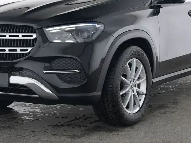 Gebraucht Mercedes GLE350 197 PS (144 kW) 2024 Schwarz SUV