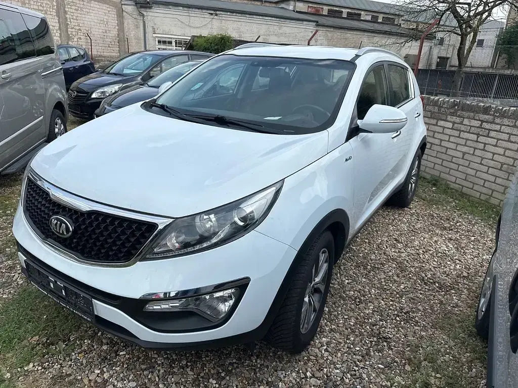 Gebraucht Kia Sportage Vision 136 PS (100 kW) 2015 Weiß SUV
