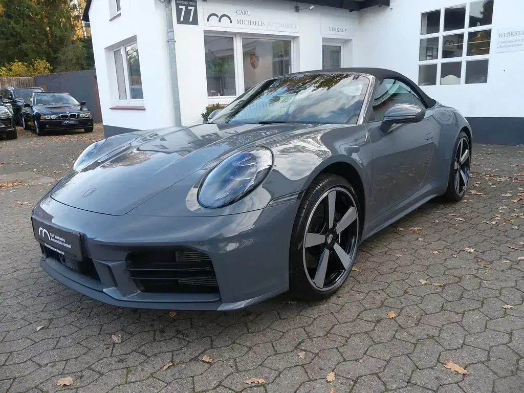 Brugt Porsche 992 394 HK (289 kW) 2024 Grå Cabriolet