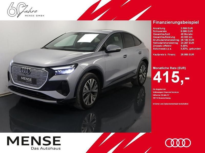 Florettsilber Gebraucht 2022 Audi Q4 Sportback e-tron S-Line SUV | 26.985 € - Bild 1/4