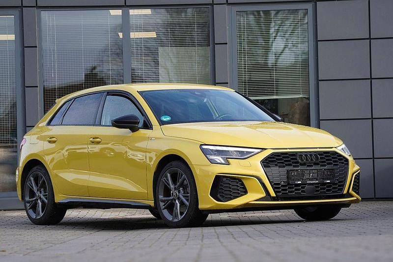 Gebraucht Audi A3 S-Line 150 PS (110 kW) 2022 Gelb Limousine
