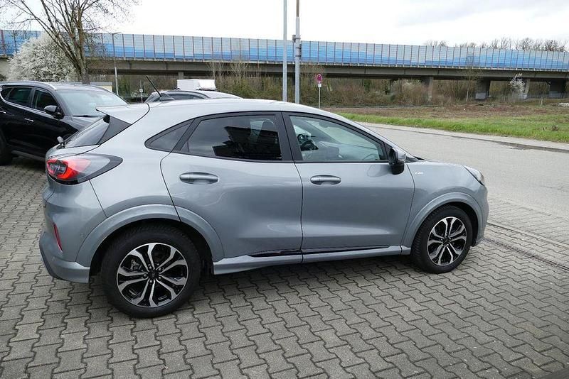 Gebraucht Ford Puma ST-Line 155 PS (114 kW) 2023 Solarsilber SUV