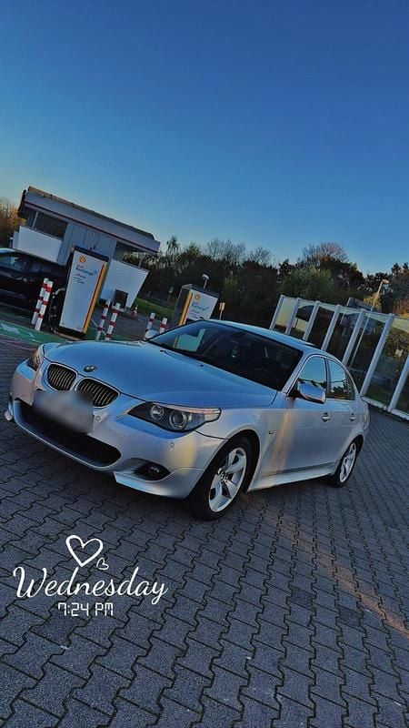 Gebraucht BMW 523 176 PS (129 kW) 2006 Silber Limousine