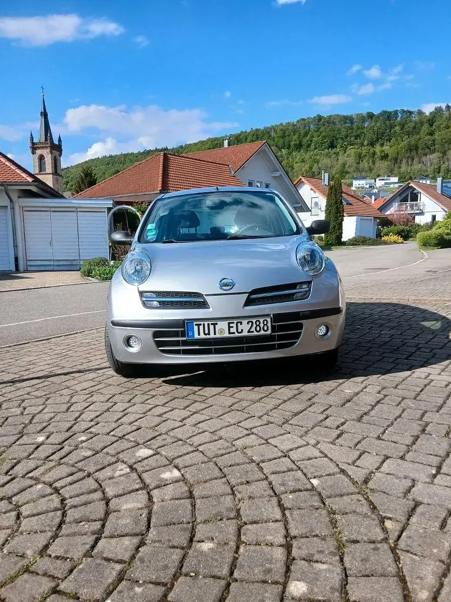 Gebraucht Nissan Micra 65 PS (47 kW) 2005 Silber Limousine