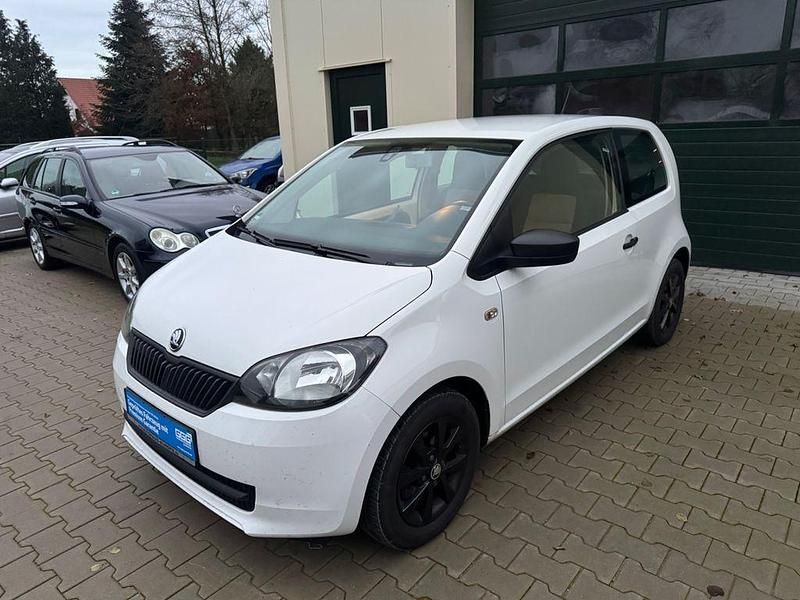 Weiß Gebraucht 2015 Skoda Citigo Cool Edition Kleinwagen | 4.290 € (Fairer Preis) - Bild 1/4