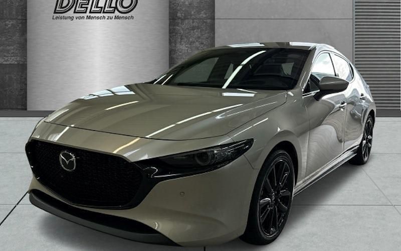 Silber Neu 2025 Mazda 3 Exclusive-Line Limousine | 28.970 € - Bild 1/4