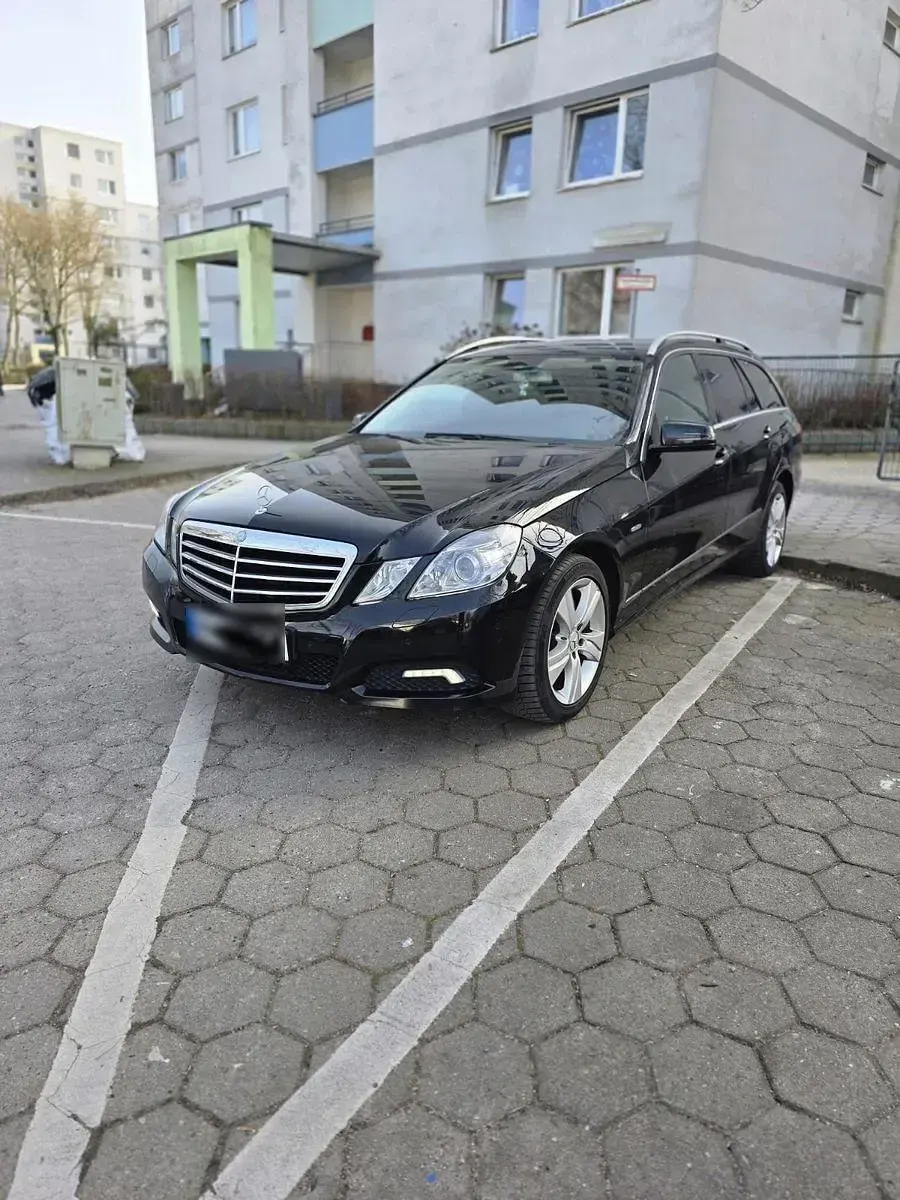 Occasion Mercedes E300 Avantgarde 231 ch (169 kW) 2010 Noir Berline