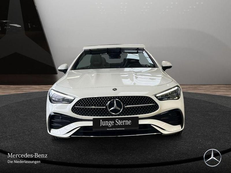 Gebraucht Mercedes CLE200 AMG 204 PS (150 kW) 2024 Weiß Cabrio