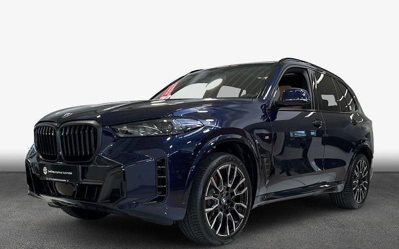 Neu BMW X5 298 PS (219 kW) 2025 Blau SUV