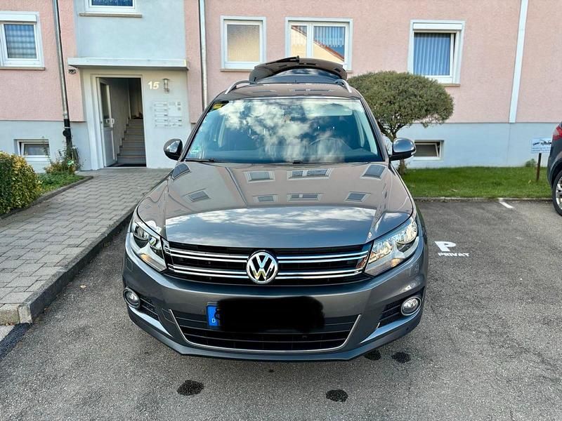 Grau Gebraucht 2014 VW Tiguan SUV | 13.700 € (Fairer Preis) - Bild 1/4