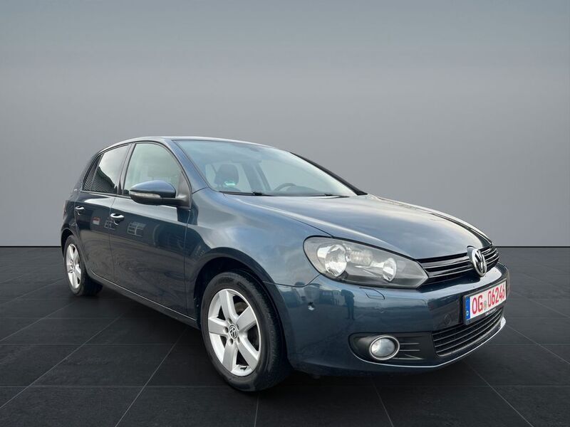 Blau Gebraucht 2010 VW Golf VI Team Limousine | 4.999 € (Fairer Preis) - Bild 1/4