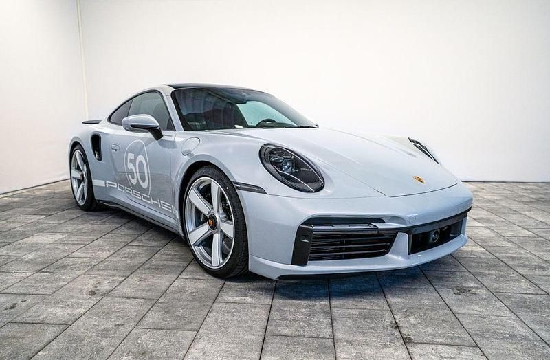 Eisgrau metallic Neu 2025 Porsche 911 Turbo Coupé | 318.800 € (Teuer) - Bild 1/4
