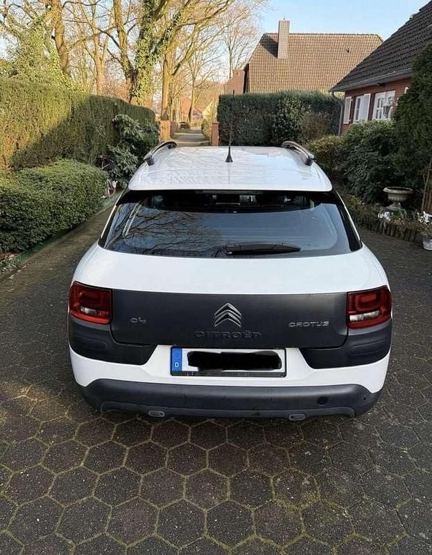 Gebraucht Citroën C4 Feel 82 PS (60 kW) 2016 Weiß SUV