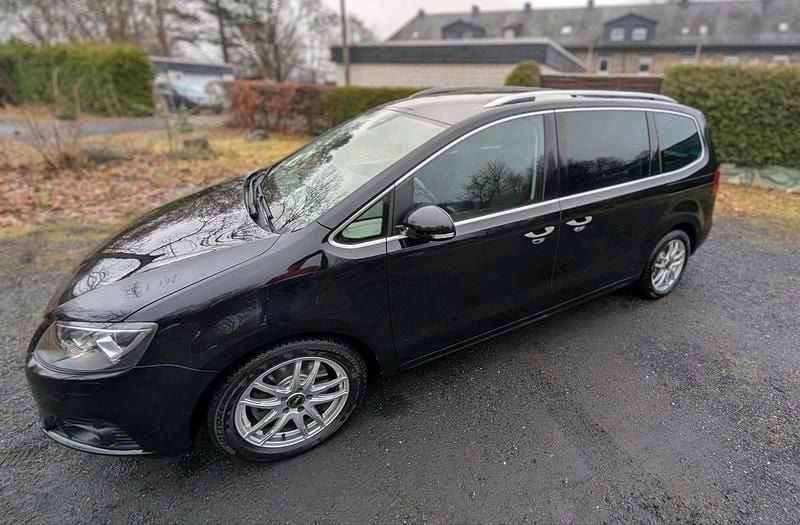 Gebraucht Seat Alhambra XCELLENCE 150 PS (110 kW) 2021 Schwarz Van / Kleinbus