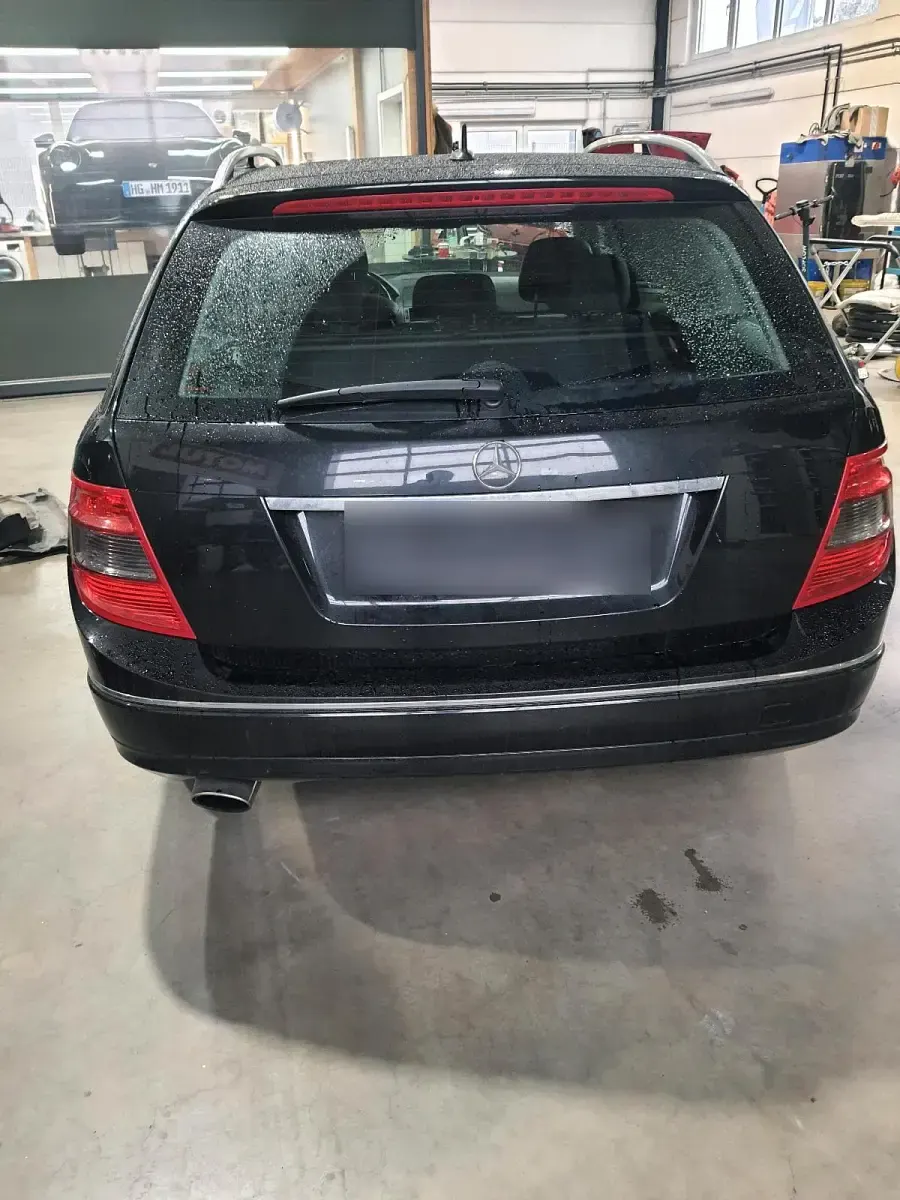 Gebraucht Mercedes C200 184 PS (135 kW) 2010 Schwarz Kombi