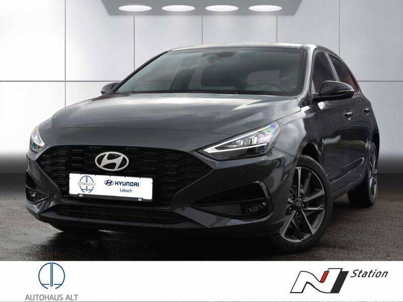 Grau Gebraucht 2024 Hyundai i30 Advantage Limousine | 24.490 € (Guter Preis) - Bild 1/4