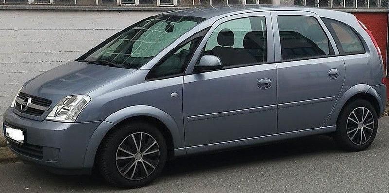 Grau Gebraucht 2005 Opel Meriva Cosmo Van / Kleinbus | 1.600 € (Guter Preis) - Bild 1/1