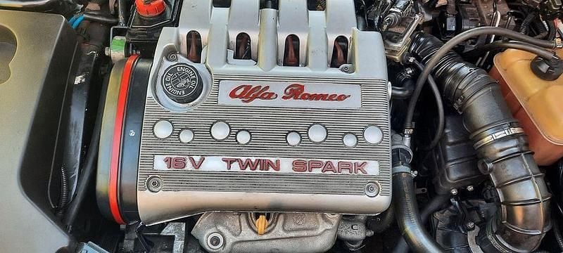 Gebraucht Alfa Romeo Spider 155 PS (114 kW) 1999 Schwarz Cabrio