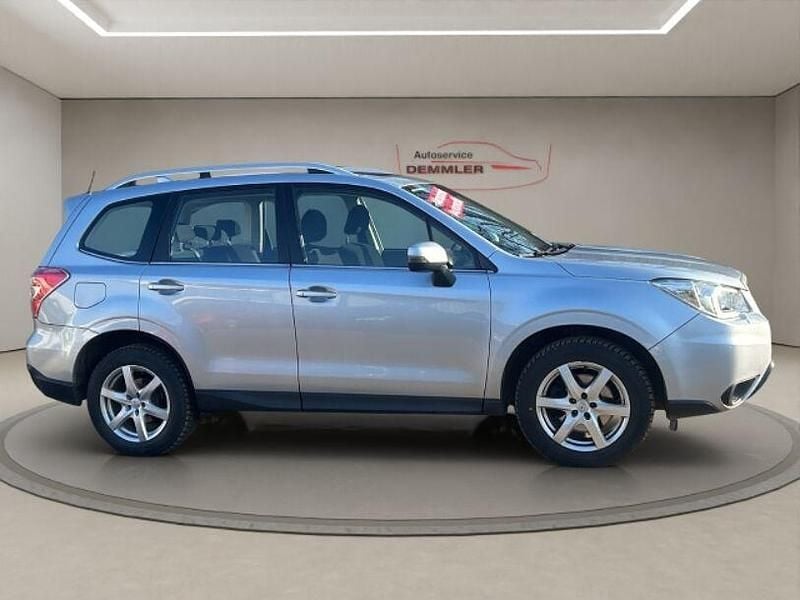 Gebraucht Subaru Forester Exclusive+ 147 PS (108 kW) 2015 Silber SUV