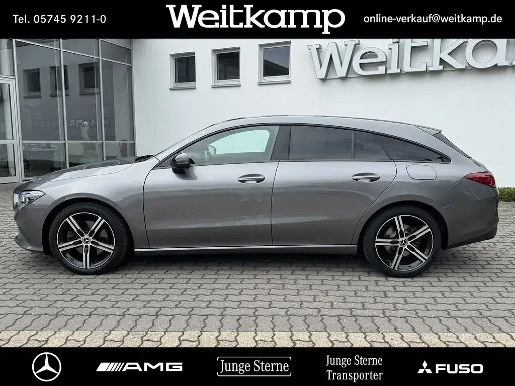 Gebraucht Mercedes CLA220 Progressive 190 PS (139 kW) 2023 Grau Coupé
