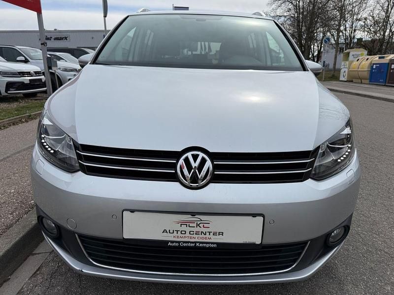 Gebraucht VW Touran Cup 105 PS (77 kW) 2014 Silber Van / Kleinbus