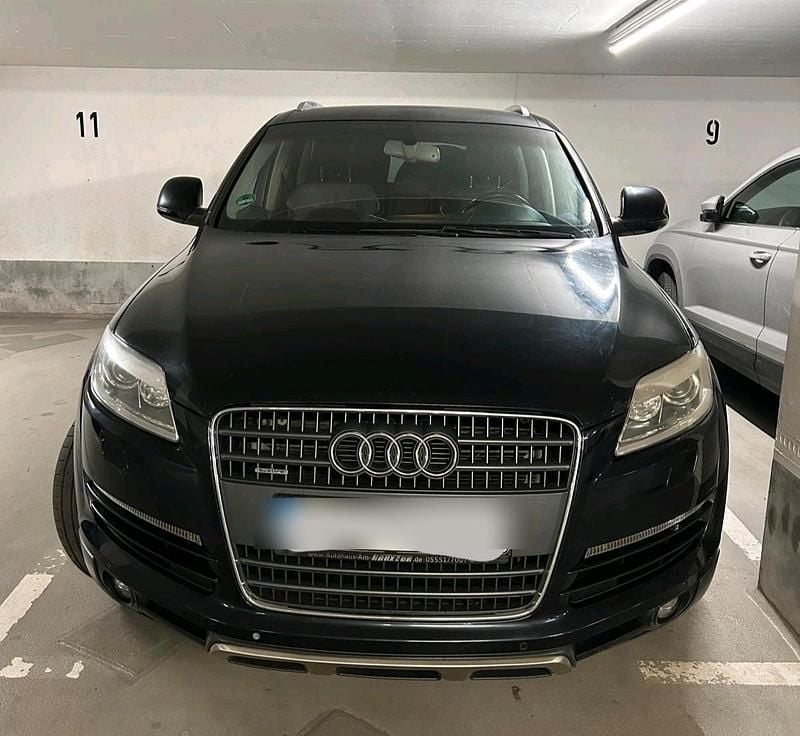 Schwarz Gebraucht 2007 Audi Q7 Comfort SUV | 7.400 € - Bild 1/4
