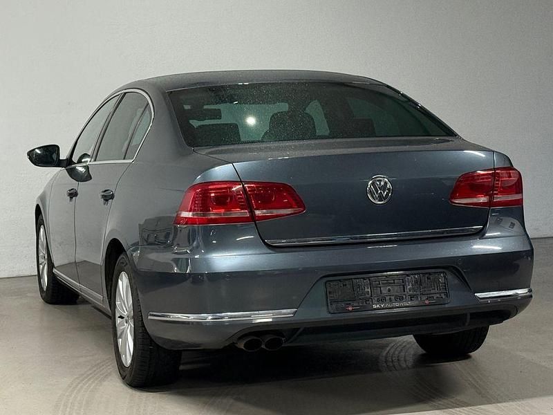 Gebraucht VW Passat Comfortline 177 PS (130 kW) 2013 Grau Limousine