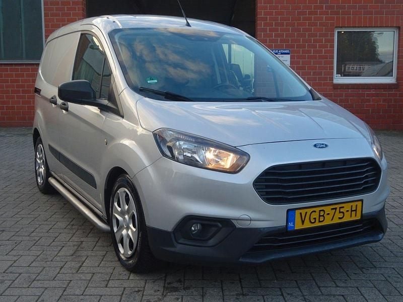 Gebraucht Ford Transit 75 PS (55 kW) 2020 Silber Van / Kleinbus
