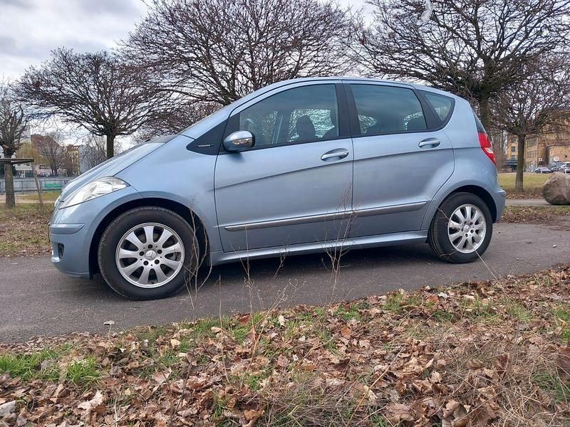 Silber Gebraucht 2008 Mercedes A160 Van / Kleinbus | 1.780 € (Fairer Preis) - Bild 1/4