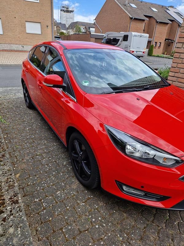 Usata Ford Focus 150 CV (110 kW) 2016 Rosso Berlina