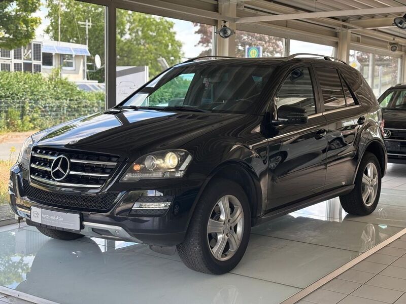 Schwarz Gebraucht 2011 Mercedes ML300 SUV | 10.999 € (Superpreis) - Bild 1/4