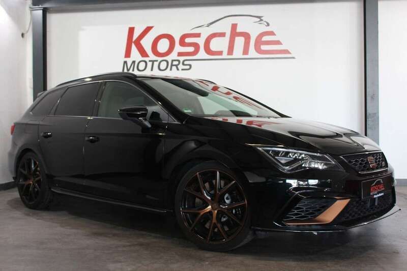 Mitternachtsschwarz Gebraucht 2019 Cupra Leon Kombi | 29.980 € (Teuer) - Bild 1/4